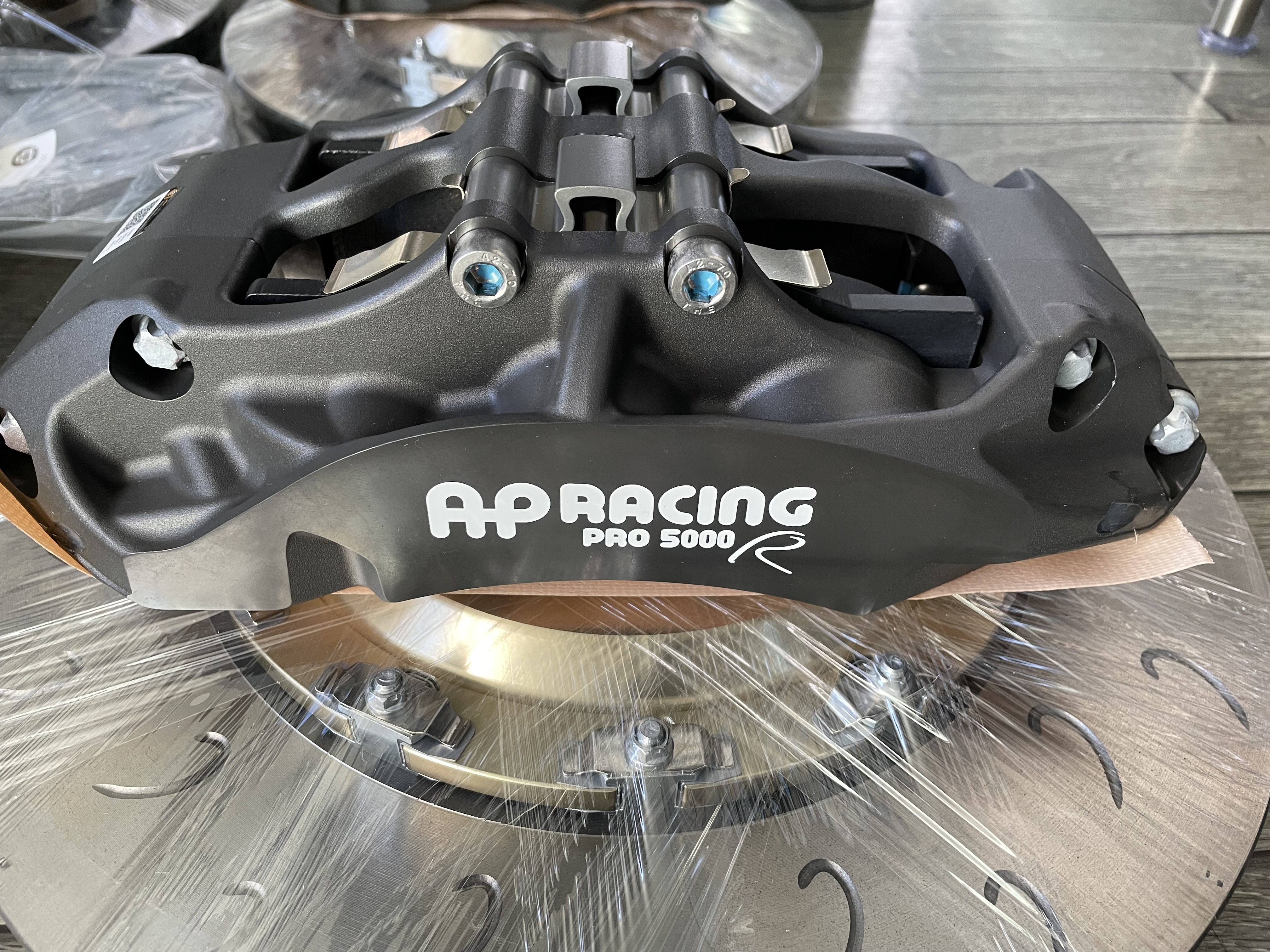 Revolution Online Catalog / AP RACING'R 6ポッドフロントブレーキ
