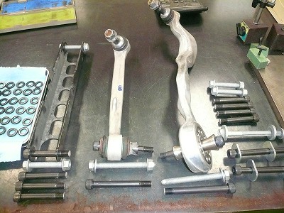 クリックすると拡大します。 E92 M3 サスペンションボルト製作
