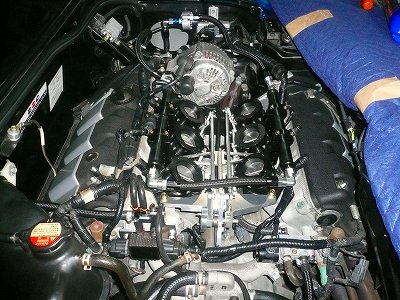 クリックすると拡大します。 NSX 6連スロットル 取付