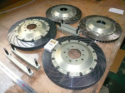 クリックすると拡大します。 E92 M3 ブレーキパーツハードコート、組上げ