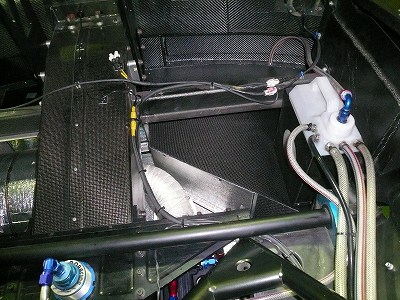 クリックすると拡大します。 TA−2 デフクーラーシュラウド 製作&取り付け
