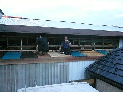 クリックすると拡大します。 ザ 職人 その13 (屋根葺きの巻)