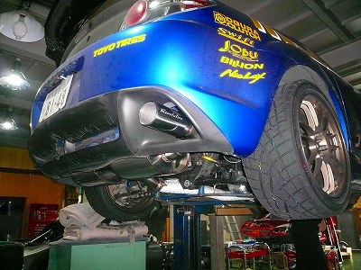クリックすると拡大します。 SA千葉長沼 イベント準備 車両メンテナンス巻