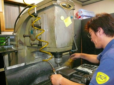 クリックすると拡大します。 フライス作業 10時間耐久レース