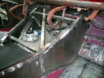 クリックすると拡大します。 トンネル工事 その2 エンジンマウントトラス追加