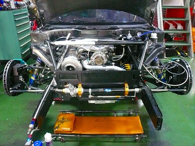 クリックすると拡大します。 エンジン、ギヤBOXマウント